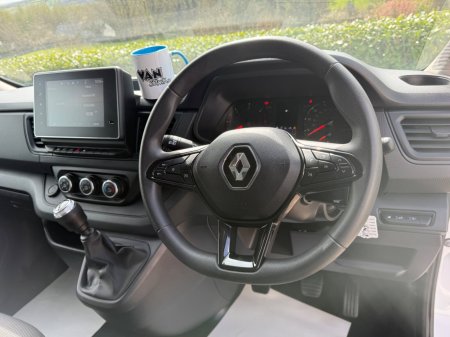 2024 Renault Trafic - photo 11