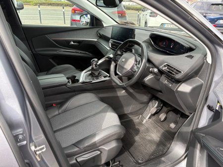 2022 Peugeot 5008 - photo 25