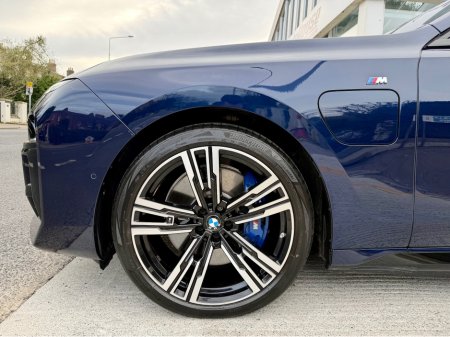 2023 BMW 7-Series - photo 15