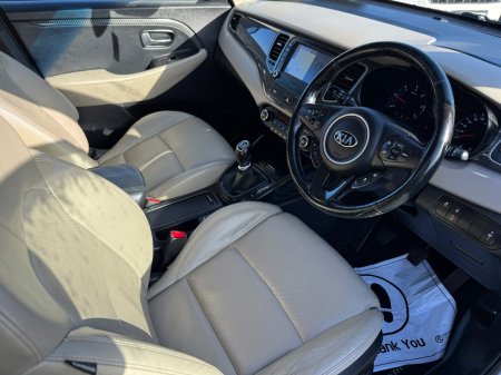 2017 Kia Carens - photo 10