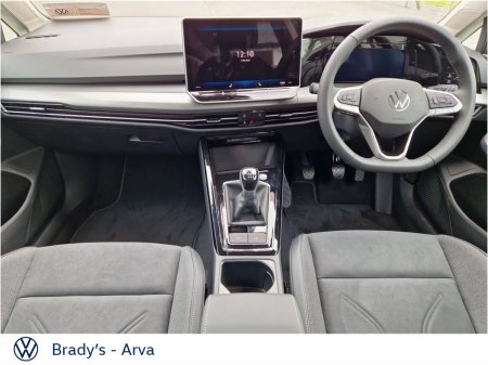 2026 Volkswagen Golf - photo 2