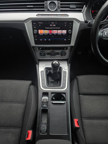 2018 Volkswagen Passat - photo 14