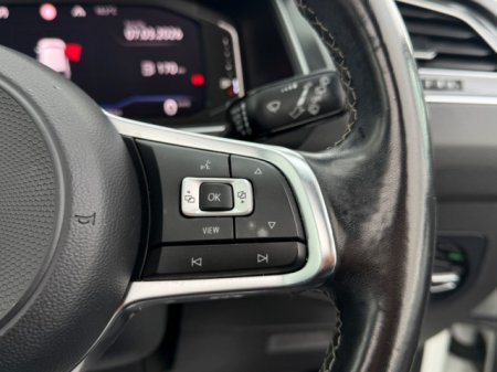 2020 Volkswagen Tiguan - photo 23