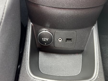 2016 Ford Fiesta - photo 24
