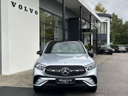 2025 Mercedes-Benz GLC - photo 2