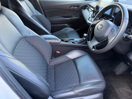 2022 Toyota C-HR - photo 11