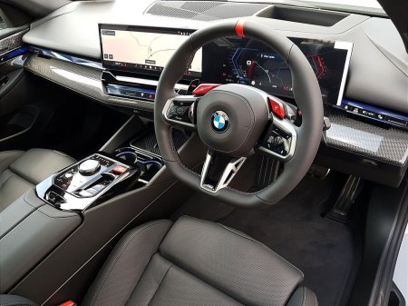 2026 BMW M5 - photo 6