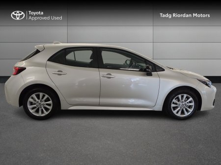 2026 Toyota Corolla - photo 3