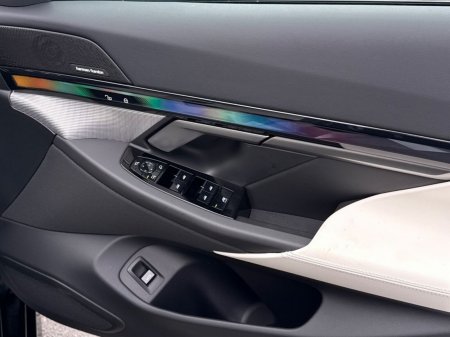 2026 BMW 5-Series - photo 26