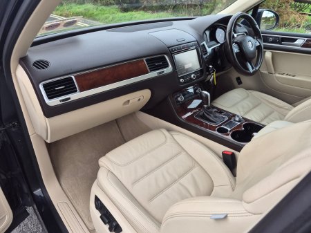 2016 Volkswagen Touareg - photo 14