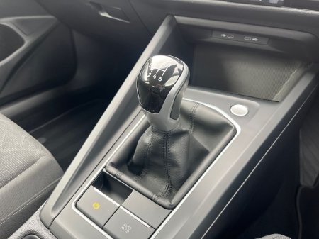 2024 Volkswagen Golf - photo 10