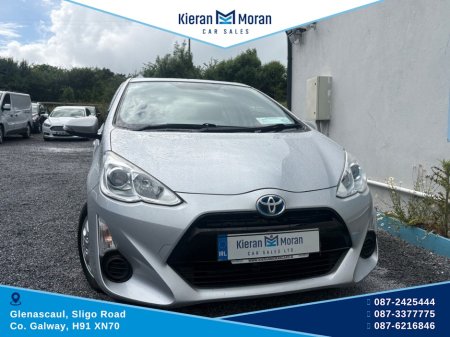 2016 Toyota Aqua - photo 2