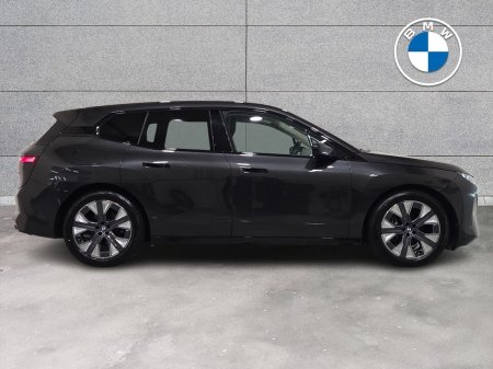 2025 BMW iX - photo 25