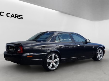 2008 Jaguar XJ - photo 3