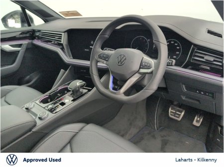 2026 Volkswagen Touareg - photo 10