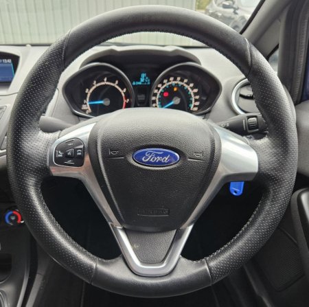 2017 Ford Fiesta - photo 20