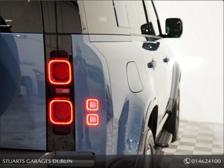 2025 Land Rover Defender - photo 11
