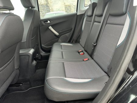 2016 Peugeot 2008 - photo 14