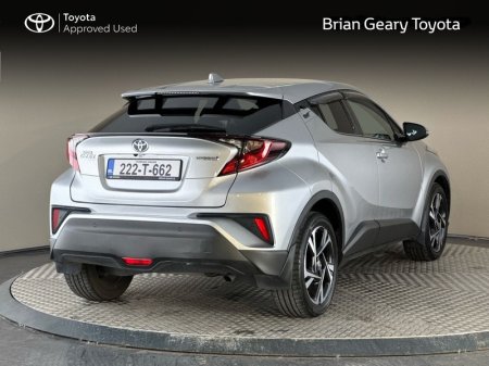 2022 Toyota C-HR - photo 2