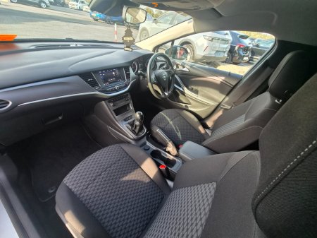 2022 Opel Astra - photo 11