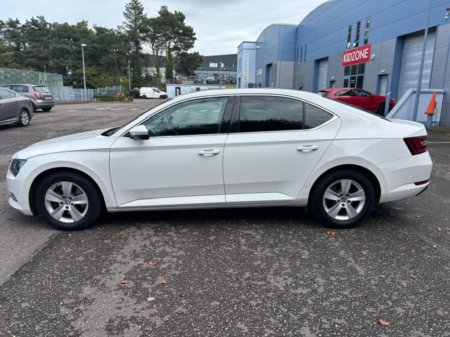 2019 Skoda Superb - photo 4
