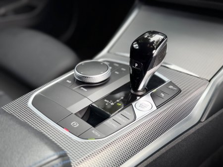 2022 BMW 3-Series - photo 27