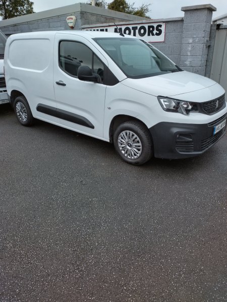 2021 Peugeot Partner - photo 2