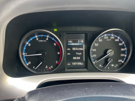 2016 Toyota RAV4 - photo 8