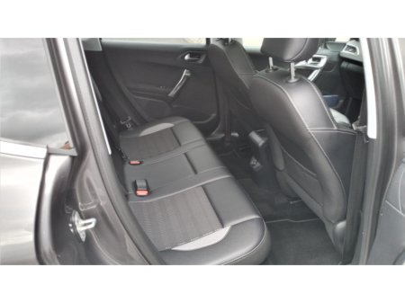 2017 Peugeot 2008 - photo 11