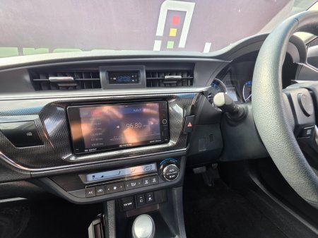 2016 Toyota Corolla - photo 26