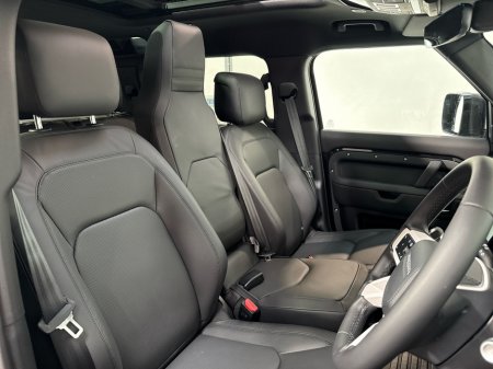 2026 Land Rover Defender - photo 18