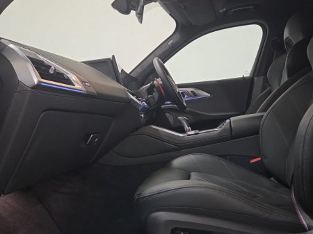 2025 BMW XM - photo 7