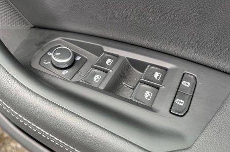 2026 Volkswagen Touareg - photo 16