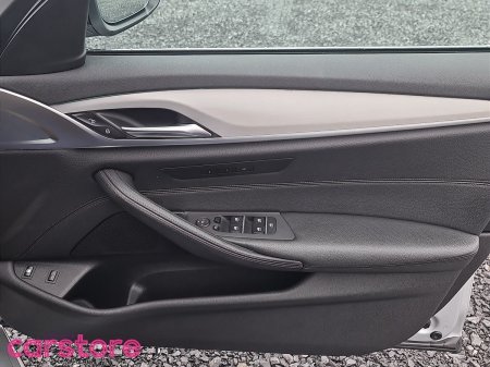 2020 BMW 5-Series - photo 17