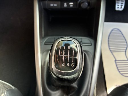 2020 Kia Rio - photo 22