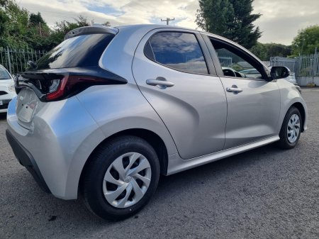 2021 Toyota Yaris - photo 3
