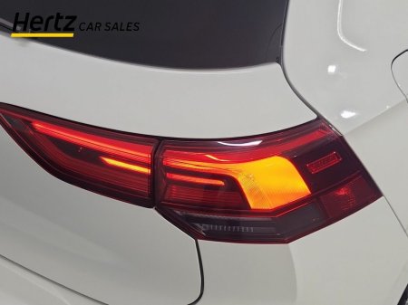 2023 Volkswagen Golf - photo 8