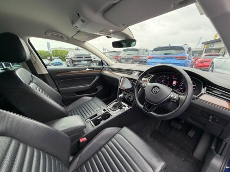 2019 Volkswagen Passat - photo 18