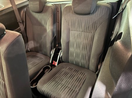 2015 Vauxhall Zafira - photo 12