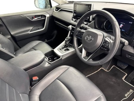 2022 Toyota RAV4 - photo 6