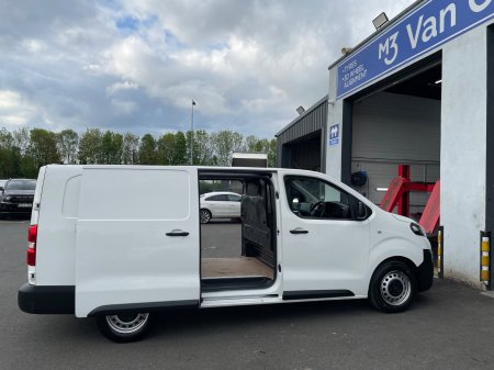 2022 Opel Vivaro - photo 22