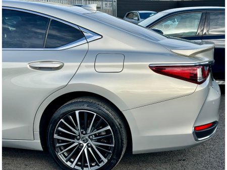 2023 Lexus ES - photo 8