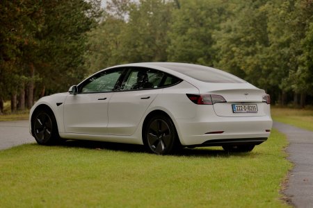 2022 Tesla Model 3 - photo 6