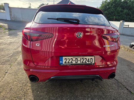 2022 Alfa Romeo Stelvio - photo 7