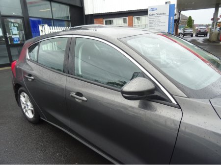 2019 Ford Focus - photo 17