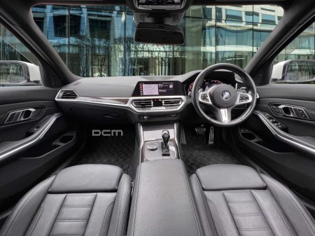 2021 BMW 3-Series - photo 10