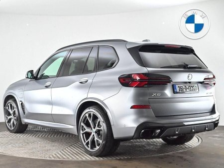 2026 BMW X5 - photo 2