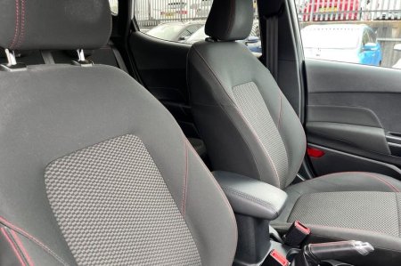 2020 Ford Fiesta - photo 17