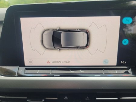 2022 Volkswagen Golf - photo 6
