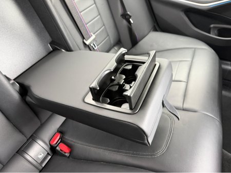 2022 BMW 3-Series - photo 19